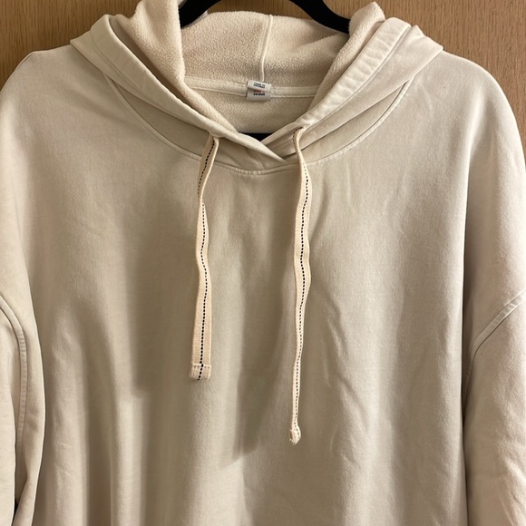 Old Navy White Crème Fleece Hoodie - Picture 2 of 9
